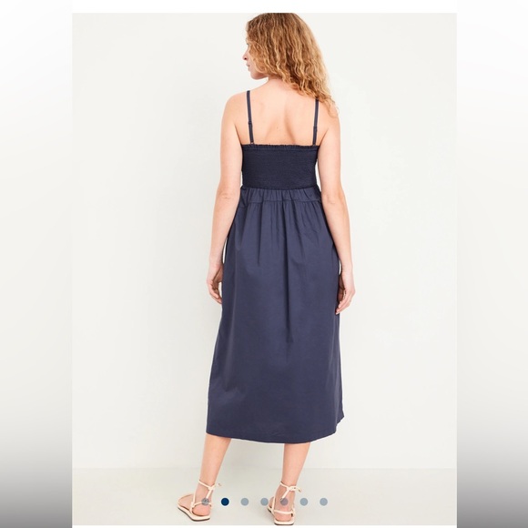 Smocked bodice midi dress from Old Navy - Picture 7 of 7